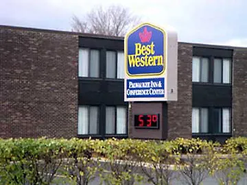 Ramada Plaza By Wyndham Chicago North Shore